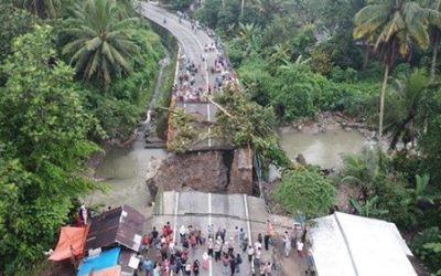 Lintas Sumbar-Riau Putus, Jalur ke Pekanbaru Lewat Solok