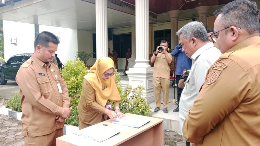 Pengelolaan Pertamanan Rohul Resmi Beralih ke DLH, Bupati Anton Dorong Kebangkitan Ruang Hijau