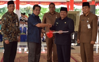 BRK Serahkan CSR 1 Unit Mobil Pick Up ke Pemkab Bengkalis