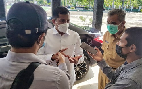 Ini Kebijakan Bupati HM Adil Sikapi Tenaga Honorer