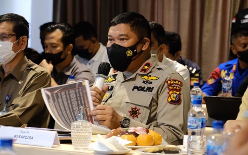 Polda Riau Rapat Bersama Antisipasi Kelangkaan Minyak Goreng