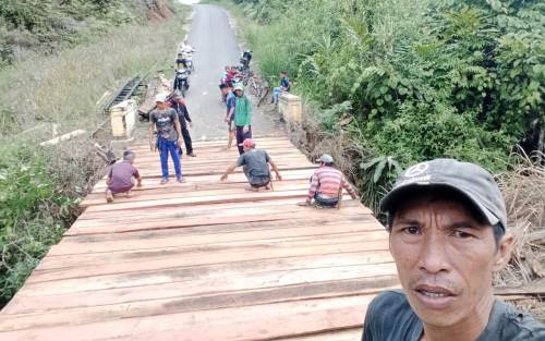 PemDes Cinta Makmur Tanggap Darurat Rehabilitas Jembatan