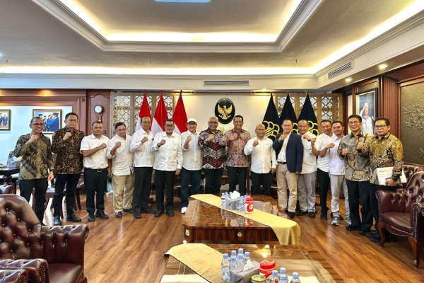 PWI Resmi Kembali Terdaftar di Kemenkum, Akses AHU Sangat Cepat dan Mudah