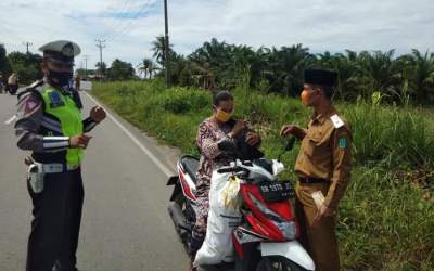 Terapkan Perbup, Pemkab Paluta Gelar Razia Masker