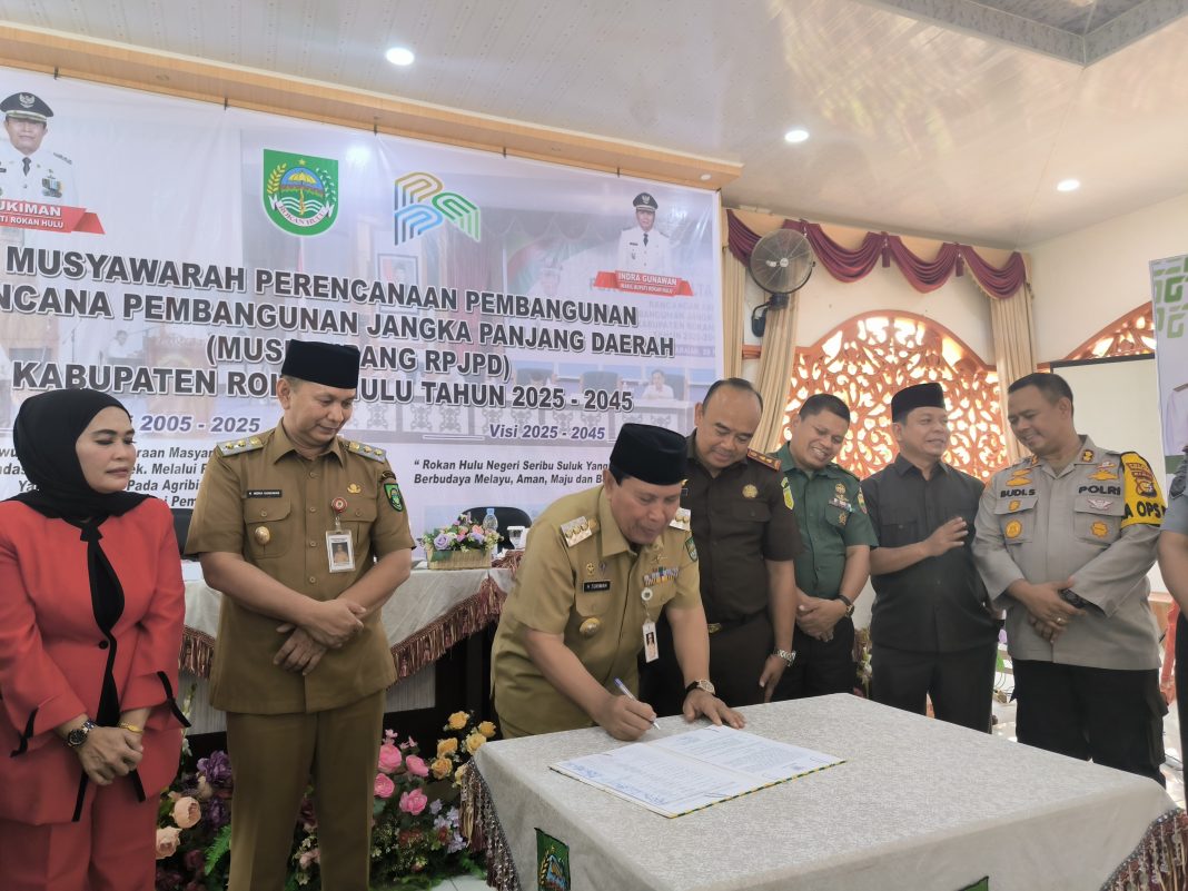 Bupati Sukiman Resmi Buka Musrenbang RPJPD 2025-2045