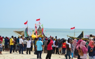 Festival Pantai Rupat 2015 Diminati Pengunjung