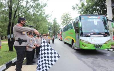 Kapolda Sumut Kirim 713 Personil BKO ke Nias Selatan 