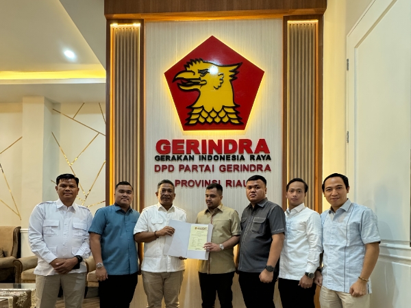 Terima SK Gerindra, Anton - Syafaruddin Poti Siap Mendaftar ke KPUD Rohul