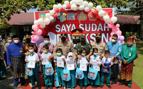 Bupati Siak dan Kapolda Riau Tinjau Vaksinasi Anak 6-12 Tahun