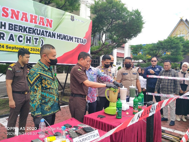 Perkara Inkracht, Kajari Bengkalis dan Forkompinda Musnahkan BB