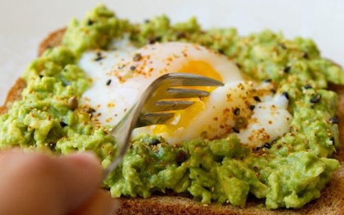 Inilah 4 Camilan yang Bisa Bantu Turunkan Kolesterol