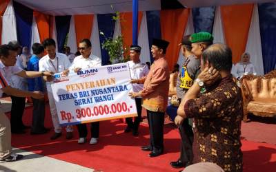 Bupati Pasaman Resmikan Teras Nusantara Serai Wangi di Lundar