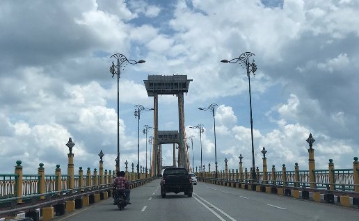 Lift Menara Jembatan Siak Setinggi 73 Meter Dibuka untuk Umum