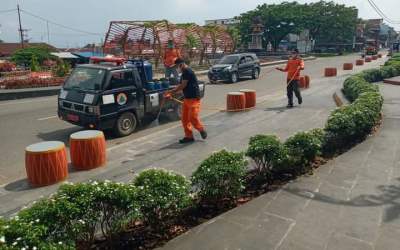 BPBD Gunungsitoli Lanjutkan Penyemprotan Disinfektan