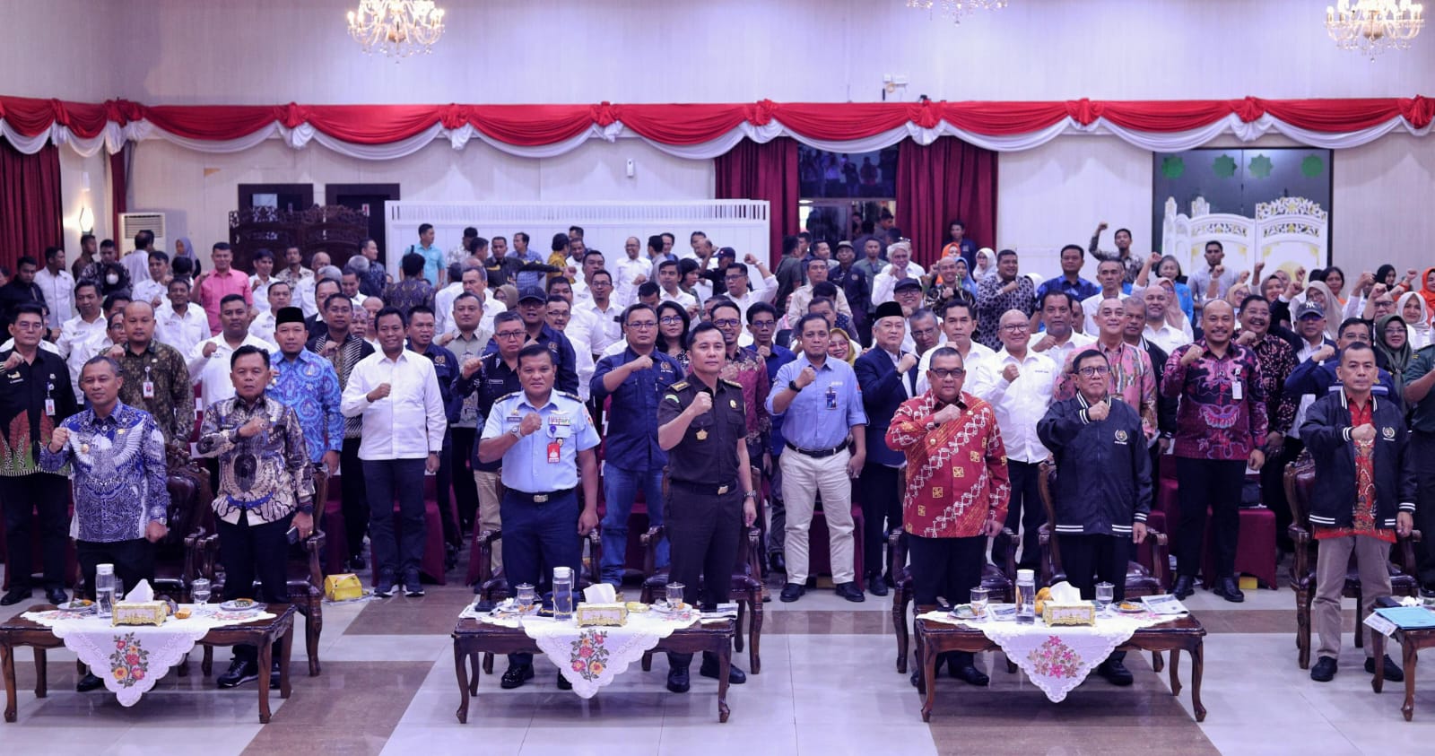 Hadiri Pelatikan Pengurus PWI Riau, Plt Bupati Asmar Ucapkan Tahniah