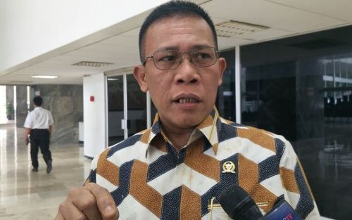 Ganjar Dilirik NasDem, Masinton: PDIP Selalu BTL!