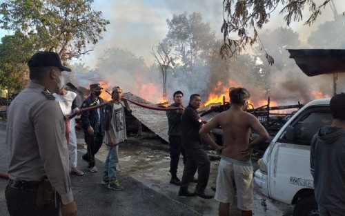 Dua Rumah di Bengkalis Hangus Terbakar