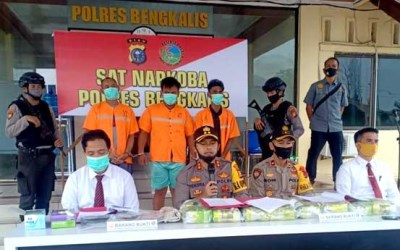 Polres Bengkalis Tangkap 14,585 Kilogram Sabu