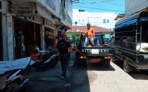 BPBD Gunungsitoli Lanjutkan Penyemprotan Disinfektan