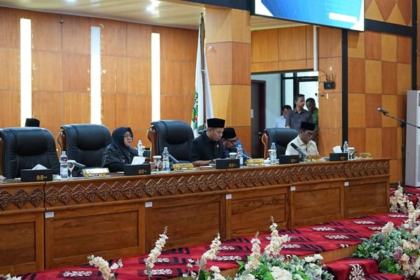 DPRD Siak Gelar Paripurna Penyampaian Nota Keuangan Ranperda APBD-P 2026