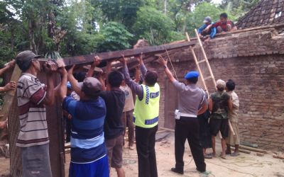 Puting Beliung Hancurkan Bangunan Warga Ponorogo