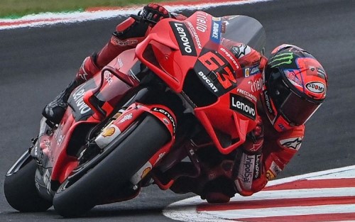 Kualifikasi MotoGP Algarve: Bagnaia Pole, Quartararo Ke-7