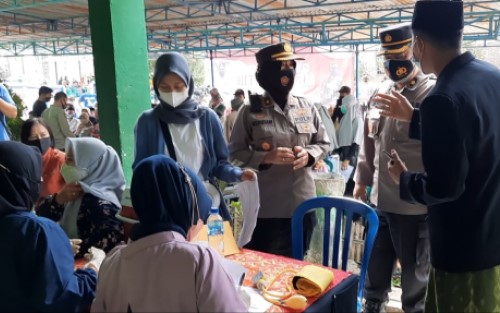 Serbuan Vaksinasi Covid-19, Polres Ponorogo Sasar Ponpes