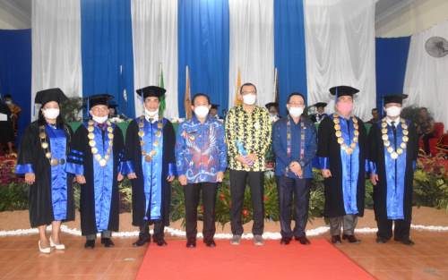 Bupati Nias Hadiri Wisuda Sarjana IKIP Gunungsitoli