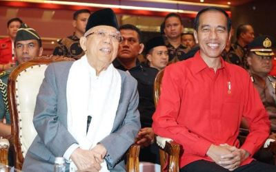 Prabowo Bilang BUMN Bangkrut, Jokowi: Bicara Pakai Data