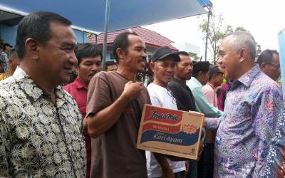 Korban Puting Beliung di Bengkalis Terima Bantuan