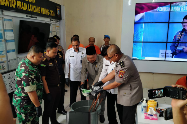 Dipimpin Presiden Prabowo, Mabes Polri Musnahkan 214,84 Ton Narkotika