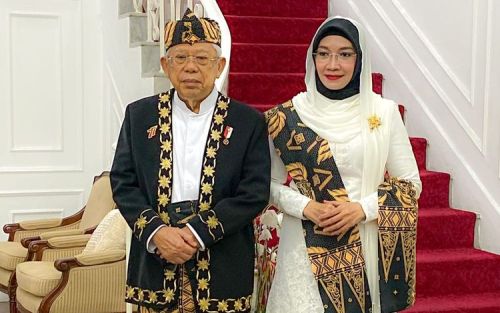 Ma'ruf Amin Pakai Baju Adat Banten di Upacara HUT RI di Istana