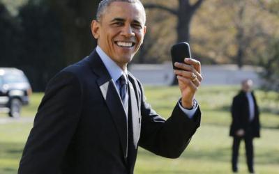 Obama Akui Tak Bisa Pindah Hp Selain BlackBerry