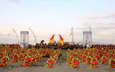 Gandrung Sewu, Tarian Ribuan Gadis Cantik di Pantai Banyuwangi