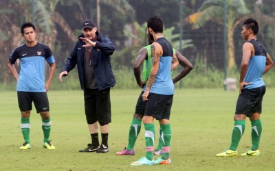 Timnas Bakal Kembali Dilatih Alfred Riedl