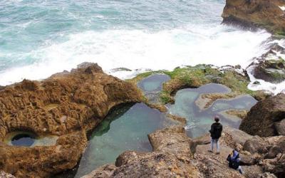 Liburan ke Pantai Kedungtumpang, Wisata Baru Tenar berkat Medsos