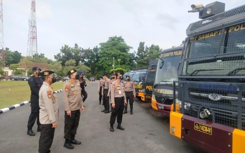 1.161 Personel Polda Riau Amankan Demo Mahasiswa