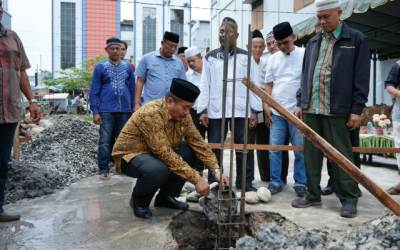 Sekda Asahan Letakan Batu Pertama Musholla Al Ikhlas