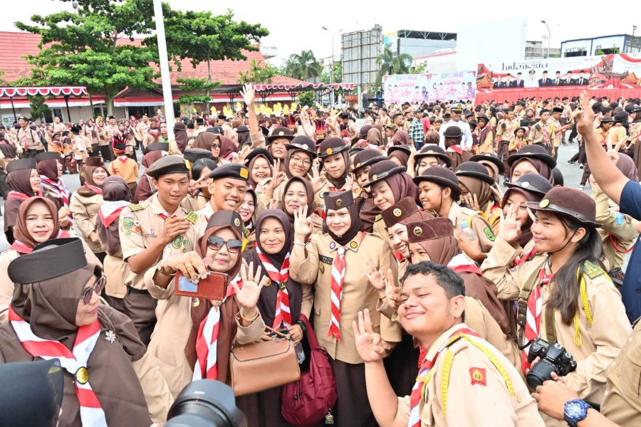 Bupati Kasmarni Tekankan Peran Generasi Muda di Hari Pramuka 2025