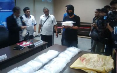 BNN Tangkap 100 Kg Sabu dan Tahan 1 WNA
