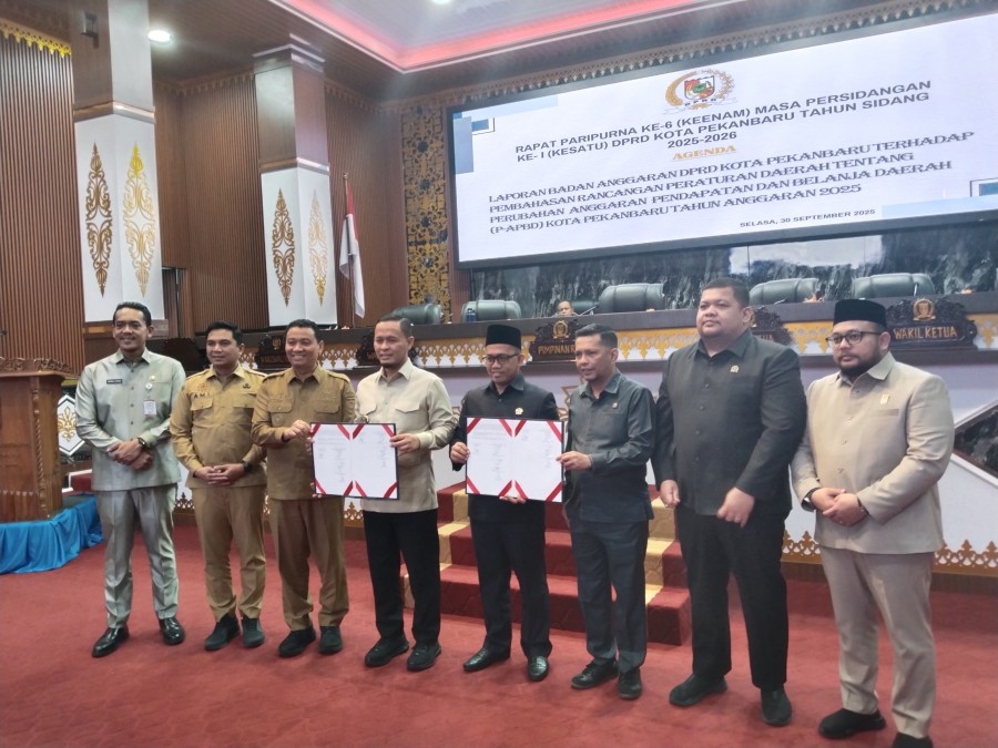 DPRD Pekanbaru Sahkan APBD Perubahan 2025 Sebesar Rp 3,210 T