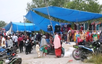 Jelang Ramadhan, Pasar Pekan Mingguan Diserbu Warga