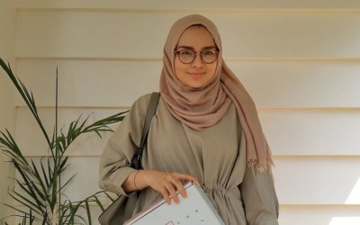 Model Kacamata untuk Hijabers Pipi Tembam