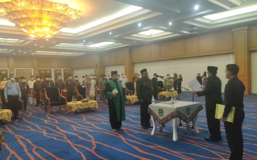 Sukiman Lantik Muhammad Zaki Jadi Pj Sekda Rohul