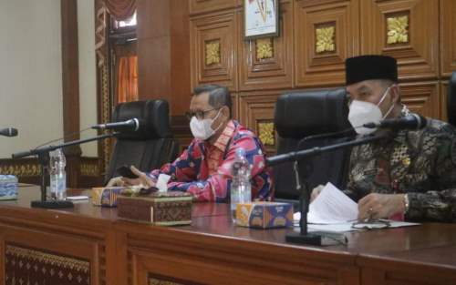 Pemkab Siak - Pemprov Riau Sosialisasikan Pergub Nomot 77