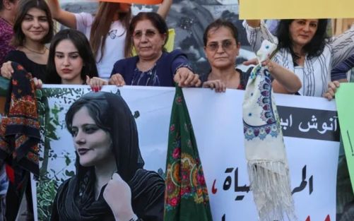 Demo Kematian Mahsa Amini di Iran Tewaskan 36 Orang