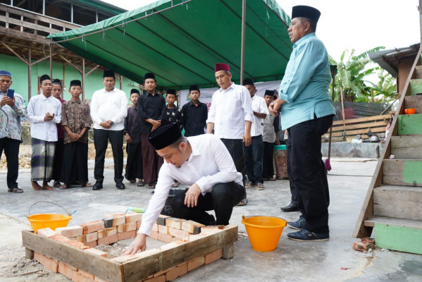 Pemda Siak dan PT BSP Bangun Ruang Kelas dan Asrama Dua Ponpes