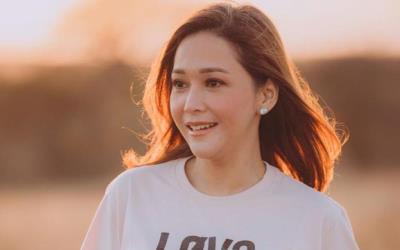 Maia Estianty Tinggalkan Irwan Mussry Demi Anak