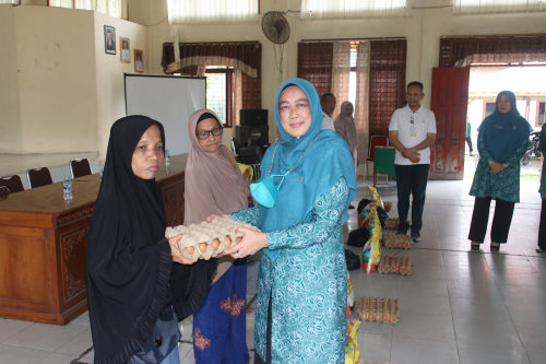 TP PKK Siak Salurkan 400 Paket Bantuan Untuk 8 Kecamatan