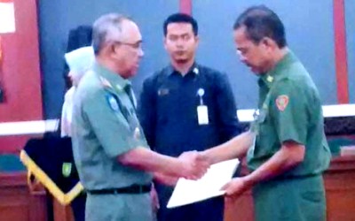 M Yafiz Dilantik sebagai Plt Sekdaprov Riau